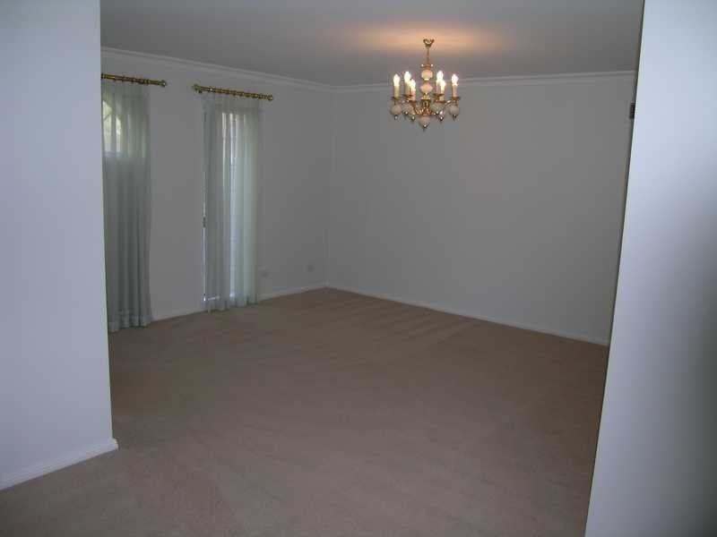 1/12 Orange Grove, Castle Hill NSW 2154