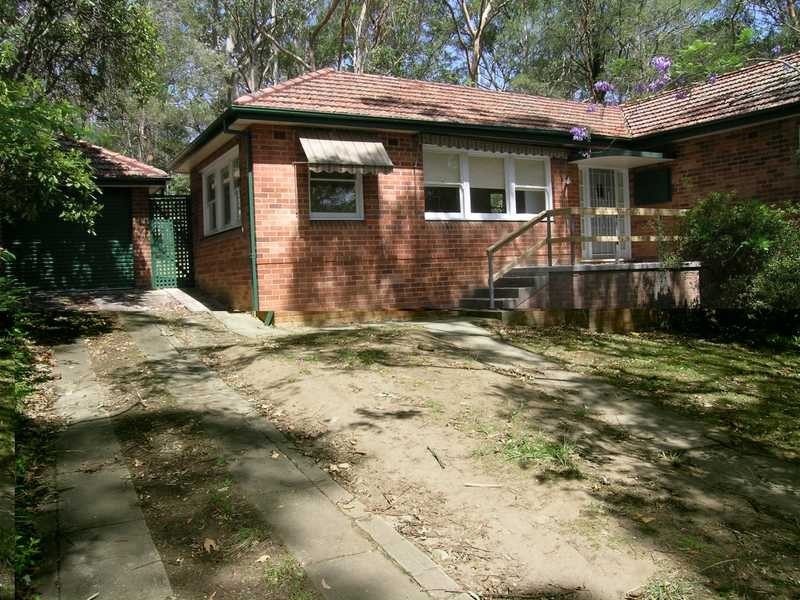 8 Exeter Rd, Wahroonga NSW 2076