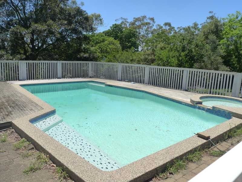 15 Lang Rd, Kenthurst NSW 2156