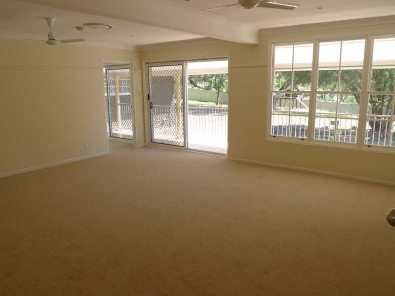 15 Lang Rd, Kenthurst NSW 2156