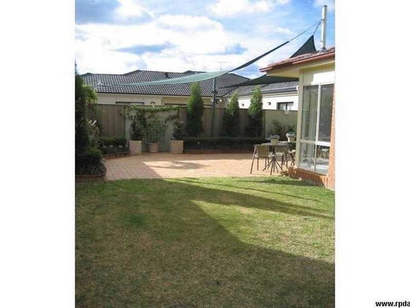 77 Redden Drive, Kellyville NSW 2155