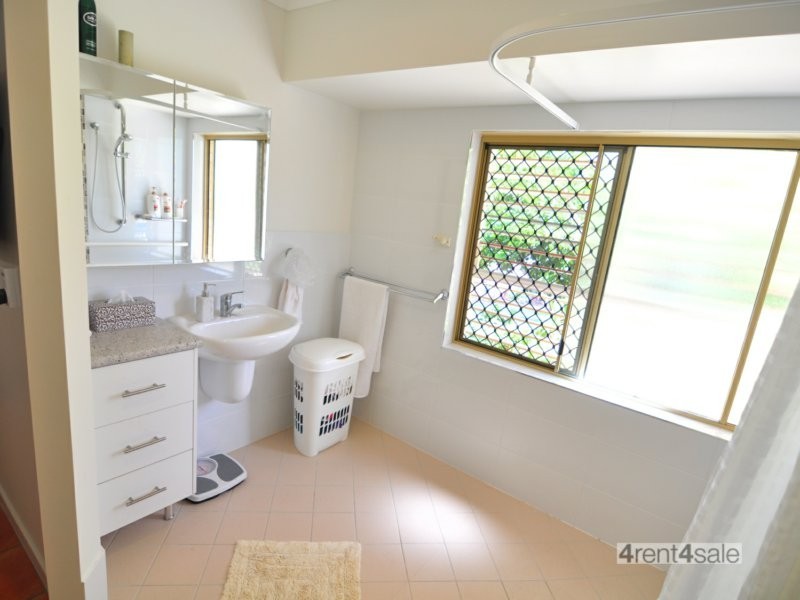 28 Tom Thumb, Cooloola Cove QLD 4580