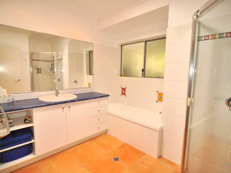 78 Esplanade, Tin Can Bay QLD 4580
