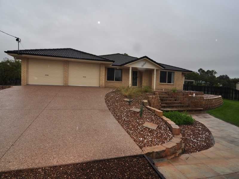 14 Mauretania Ave, Cooloola Cove QLD 4580