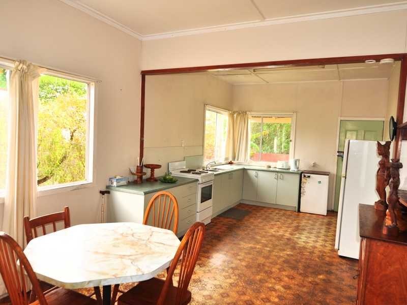 32 Gympie Road, Tin Can Bay QLD 4580