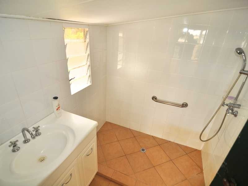 32 Gympie Road, Tin Can Bay QLD 4580