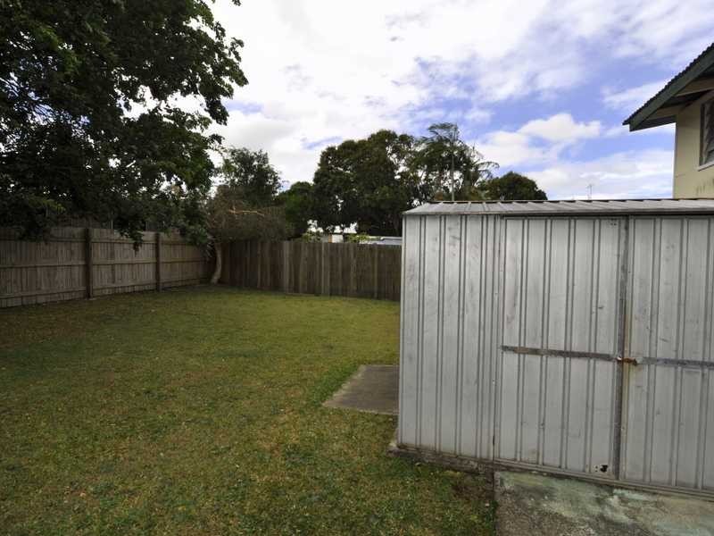 32 Gympie Road, Tin Can Bay QLD 4580