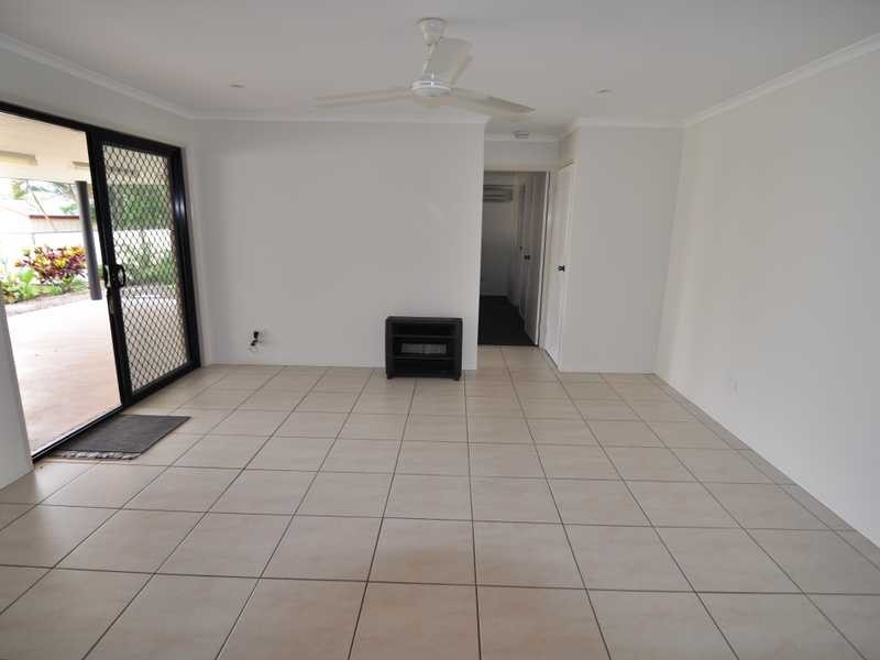 6 Aramac court, Tin Can Bay QLD 4580