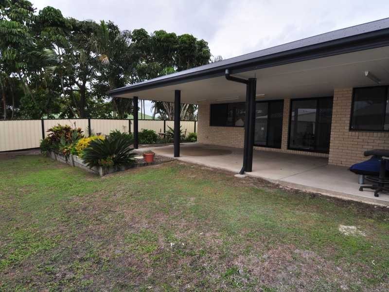 6 Aramac court, Tin Can Bay QLD 4580