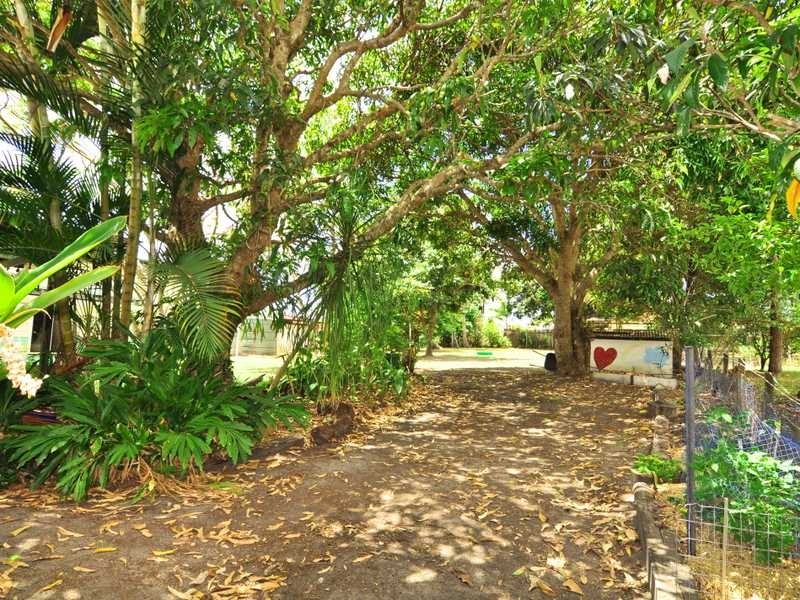 13 Oyster Parade, Tin Can Bay QLD 4580