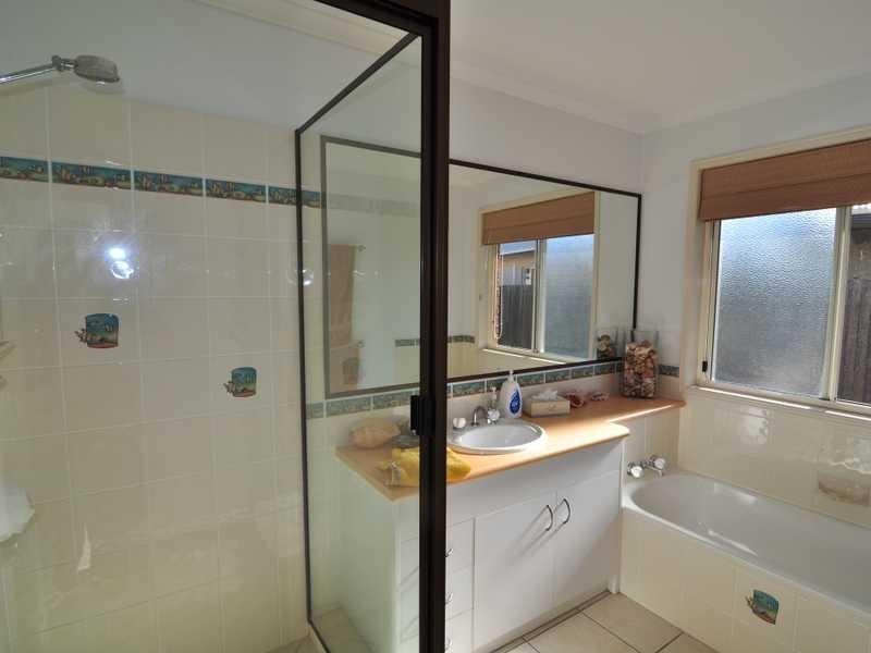 24 ACACIA CRESENT, Tin Can Bay QLD 4580