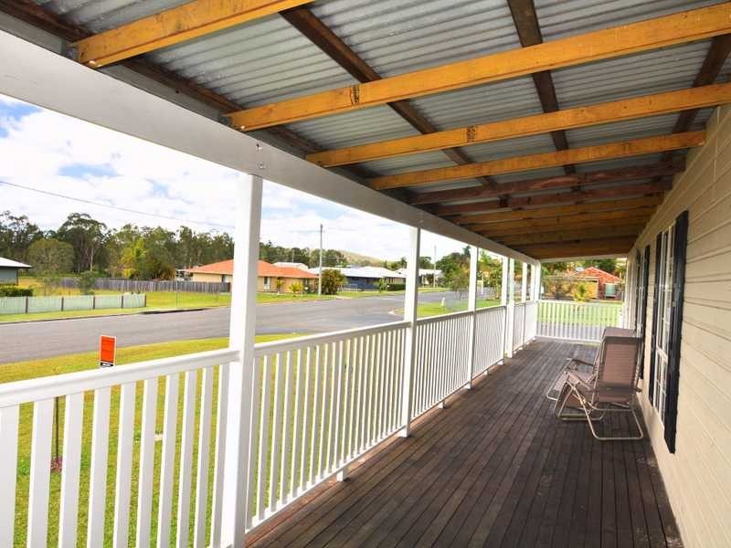 126 Golden Hind Avenue, Cooloola Cove QLD 4580