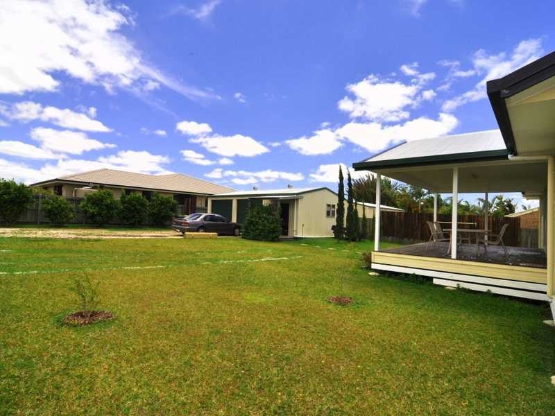 126 Golden Hind Avenue, Cooloola Cove QLD 4580
