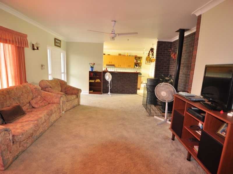 101 Emperor Street, Tin Can Bay QLD 4580