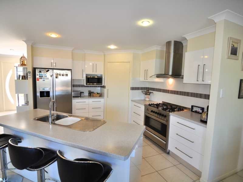 4 Habitat Circuit, Cooloola Cove QLD 4580