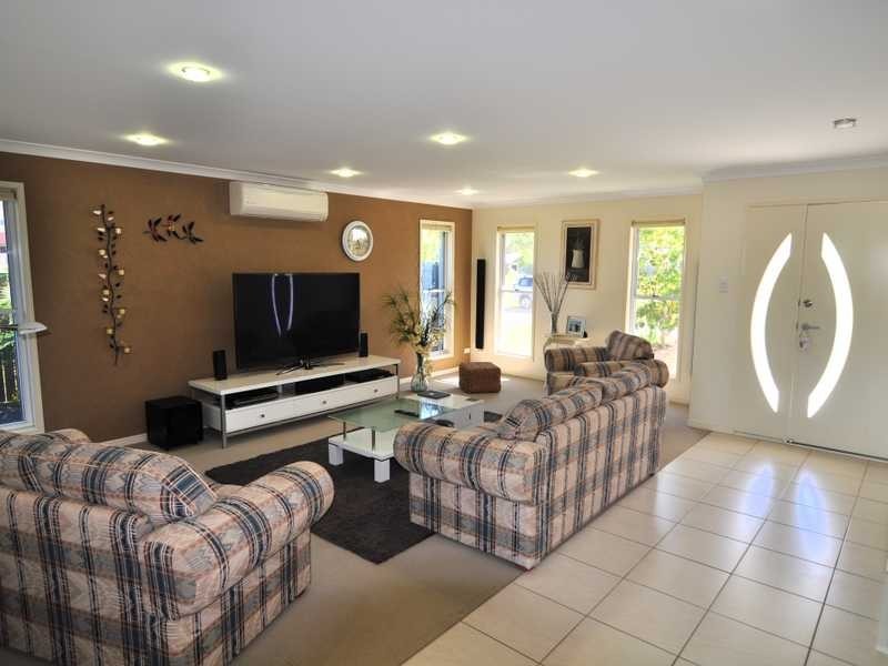 4 Habitat Circuit, Cooloola Cove QLD 4580