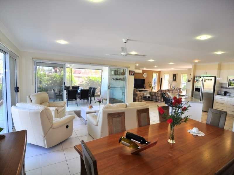 4 Habitat Circuit, Cooloola Cove QLD 4580