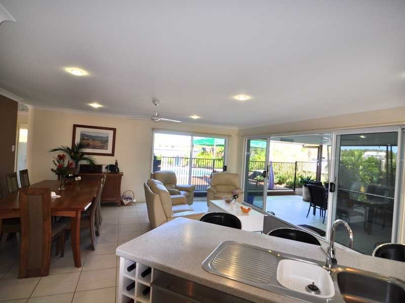 4 Habitat Circuit, Cooloola Cove QLD 4580