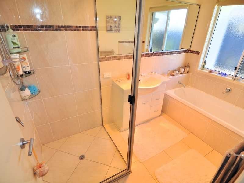 4 Habitat Circuit, Cooloola Cove QLD 4580