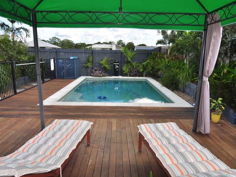 4 Habitat Circuit, Cooloola Cove QLD 4580