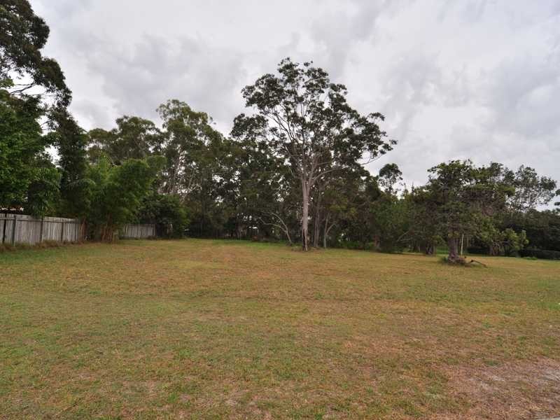 25 Golden Hind Avenue, Cooloola Cove QLD 4580