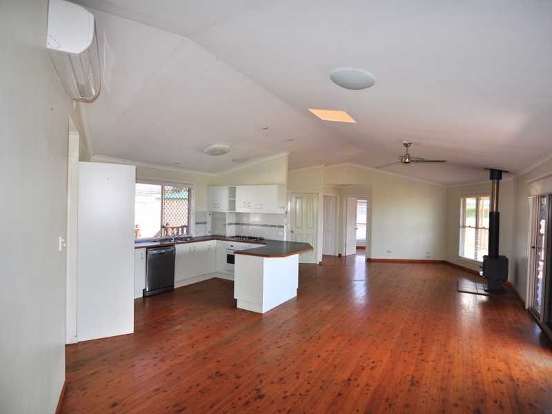 7 Illustrious Court, Cooloola Cove QLD 4580
