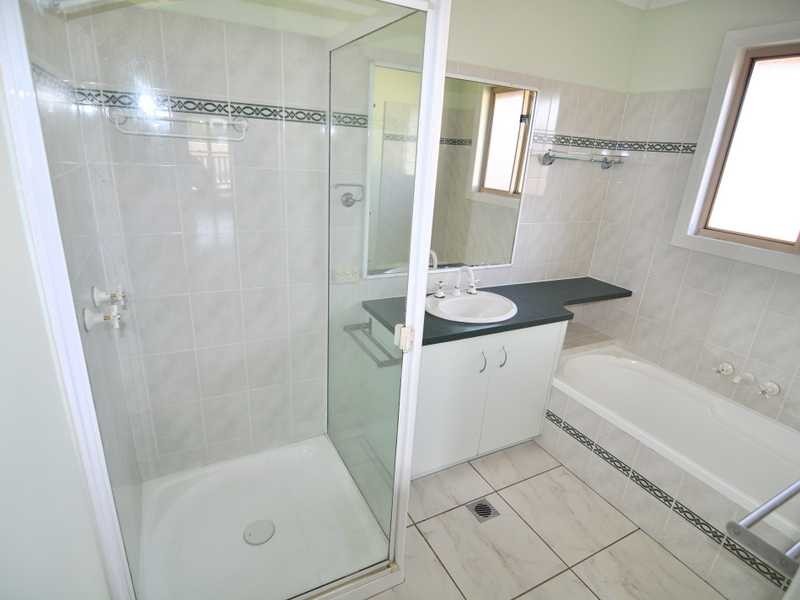 7 Illustrious Court, Cooloola Cove QLD 4580