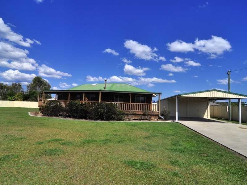 7 Illustrious Court, Cooloola Cove QLD 4580