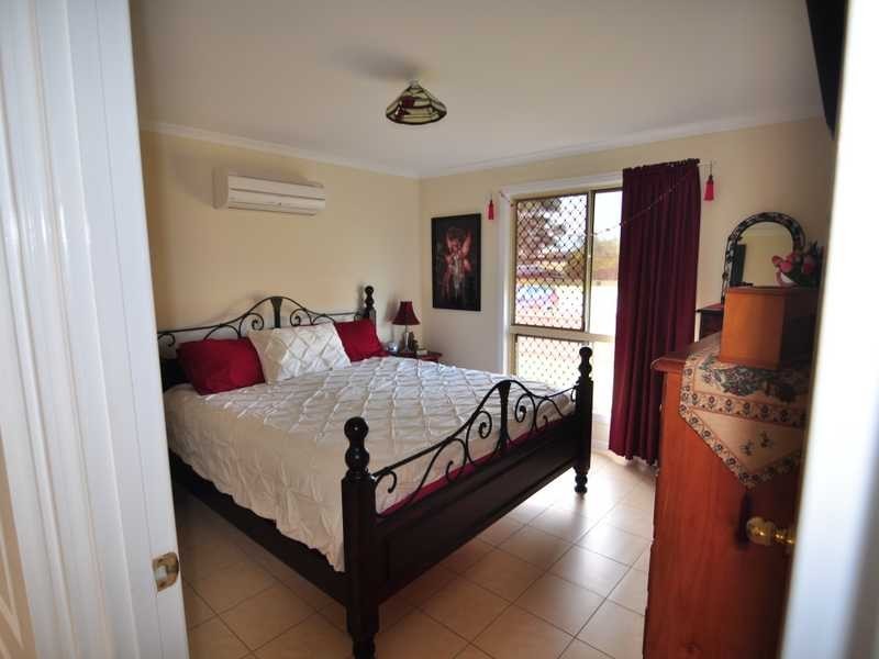 12 Regent  ct, Cooloola Cove QLD 4580
