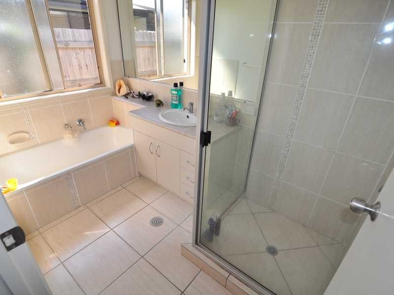 24 Kanimbla Avenue, Cooloola Cove QLD 4580