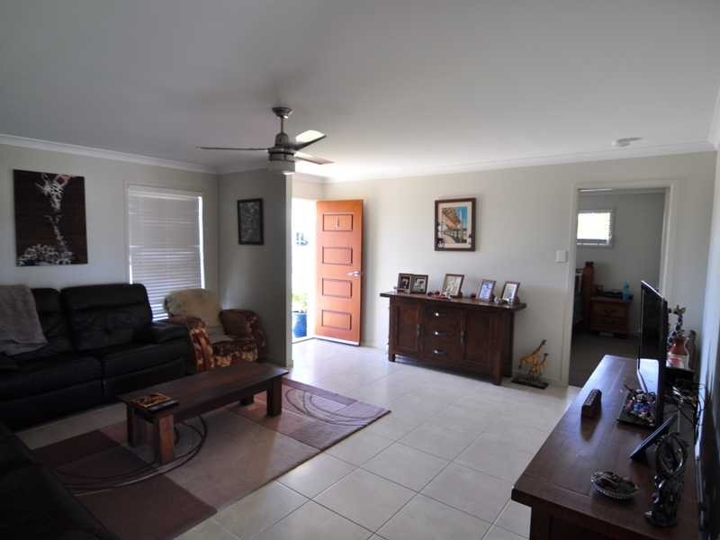 5 Duchess Court, Cooloola Cove QLD 4580