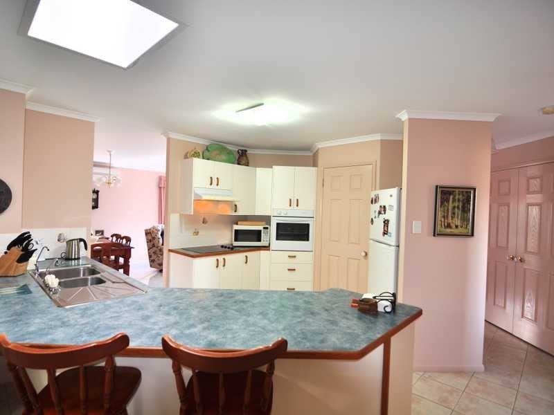 5 Marco Polo Drive, Cooloola Cove QLD 4580