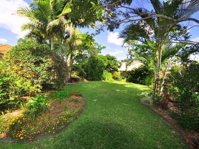 5 Marco Polo Drive, Cooloola Cove QLD 4580