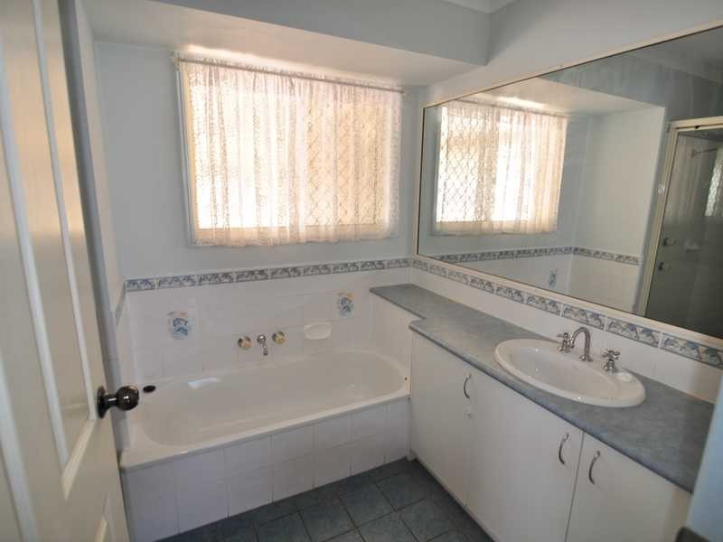 60 Discovery Drive, Cooloola Cove QLD 4580