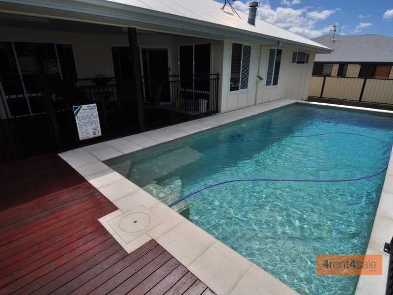 4 Aramac Court, Tin Can Bay QLD 4580