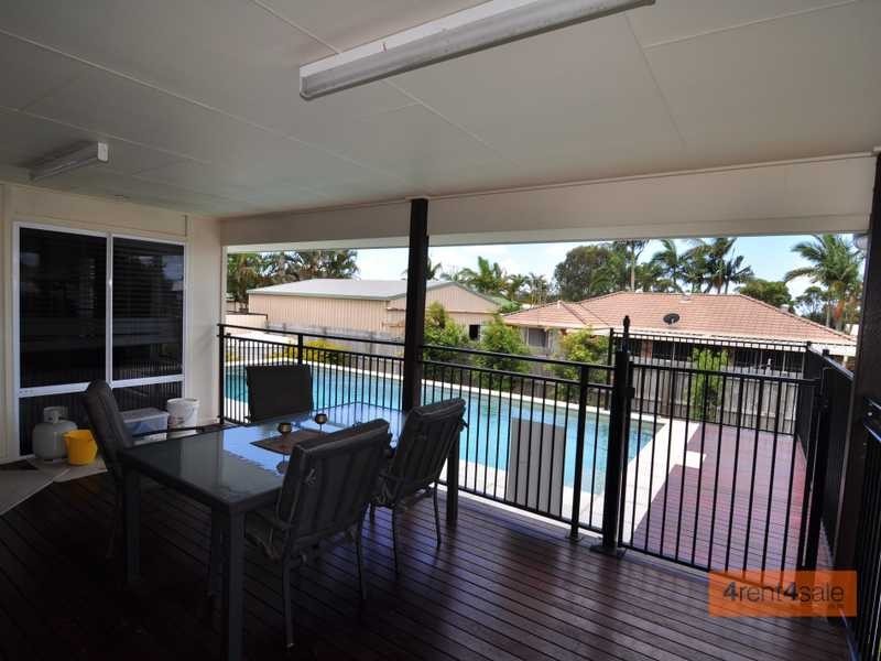 4 Aramac Court, Tin Can Bay QLD 4580