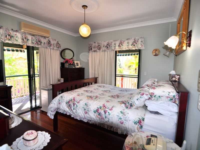 24 Queen Elizabeth Drive, Cooloola Cove QLD 4580