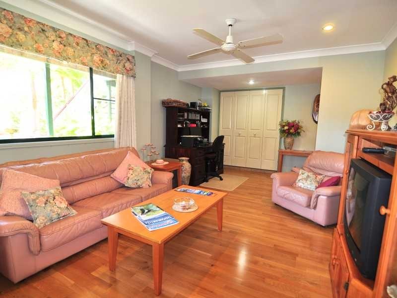 24 Queen Elizabeth Drive, Cooloola Cove QLD 4580