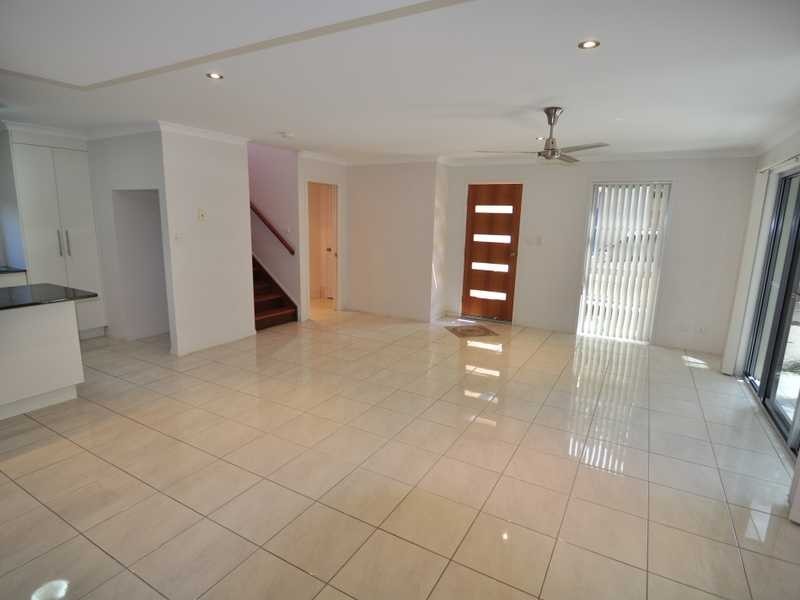 3/26 Esplanade, Tin Can Bay QLD 4580