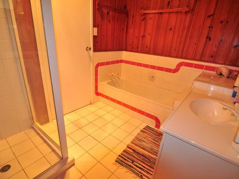 82 Emperor Street, Tin Can Bay QLD 4580