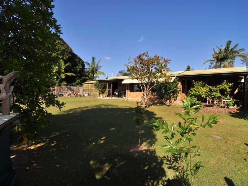 82 Emperor Street, Tin Can Bay QLD 4580