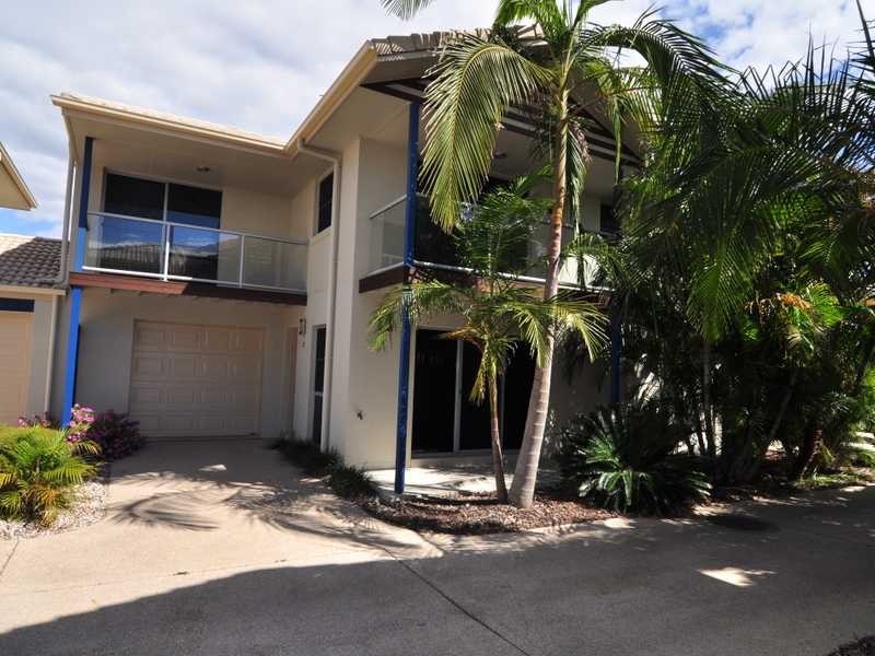 2/26 Esplanade, Tin Can Bay QLD 4580