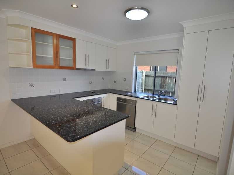 2/26 Esplanade, Tin Can Bay QLD 4580