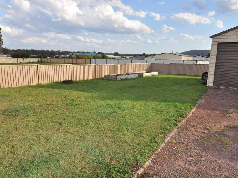 40 Canberra Avenue, Cooloola Cove QLD 4580