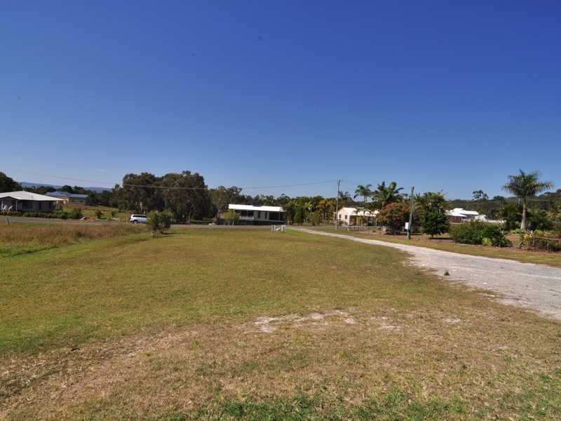 6 Roebuck Street, Cooloola Cove QLD 4580