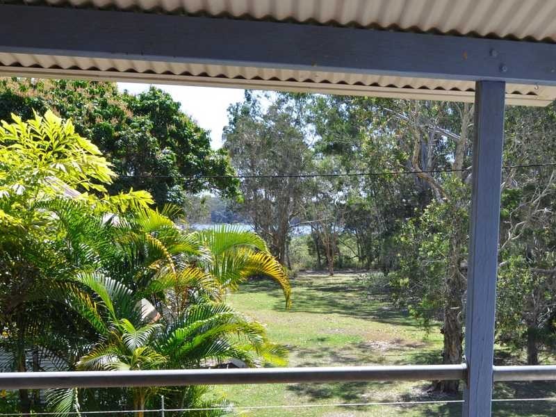 4 Squire Street, Tin Can Bay QLD 4580