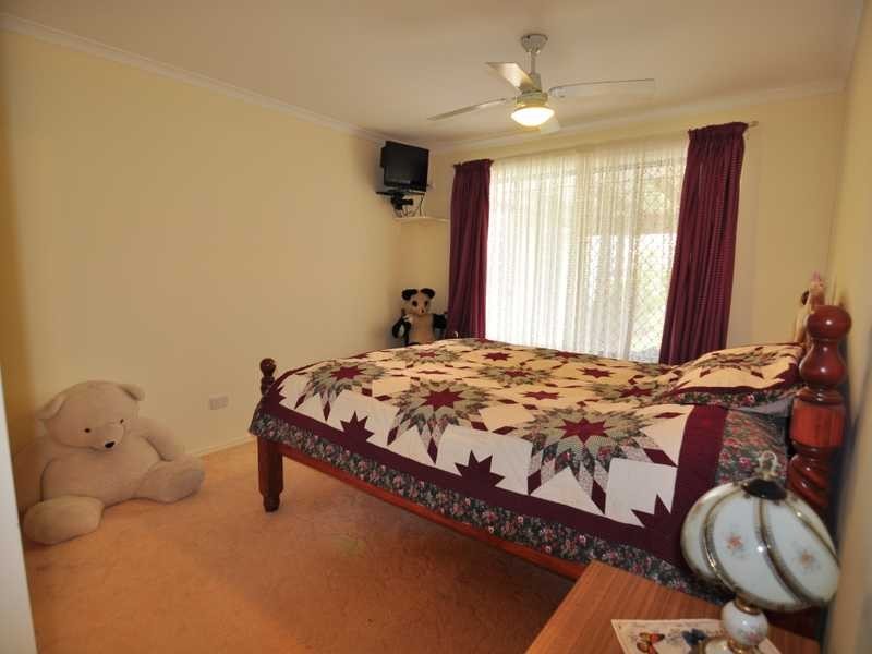12 Dreadnought Avenue, Cooloola Cove QLD 4580