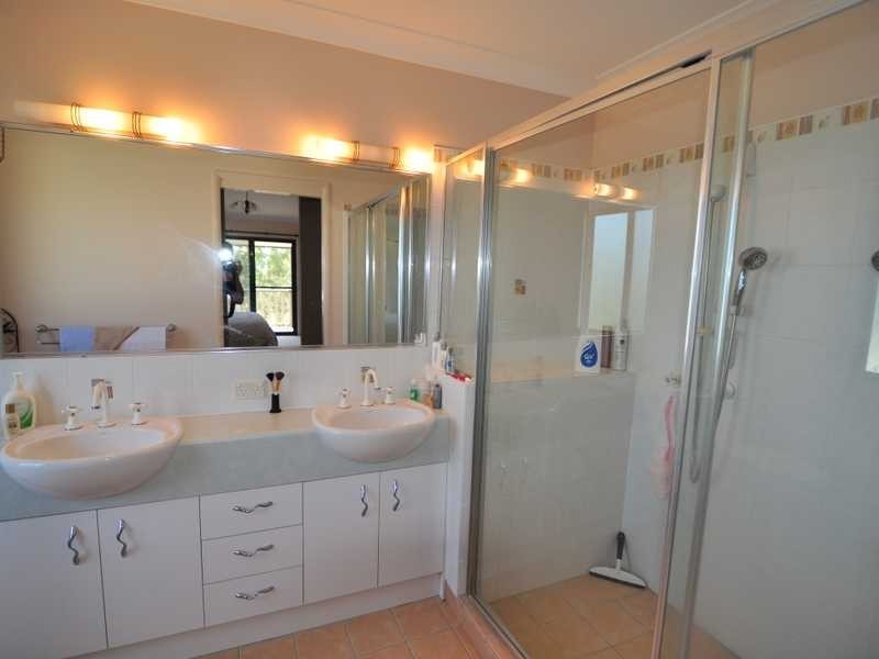 14 Endurance Ave, Cooloola Cove QLD 4580