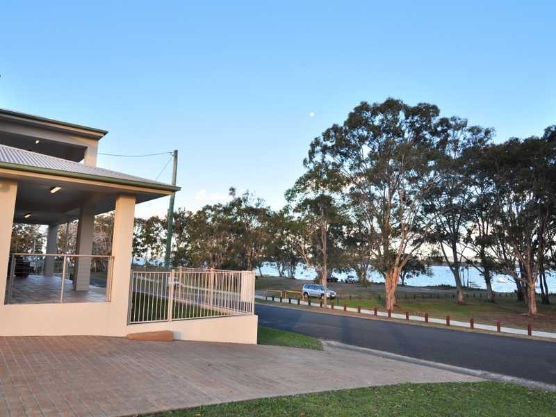 60 Esplanade, Tin Can Bay QLD 4580