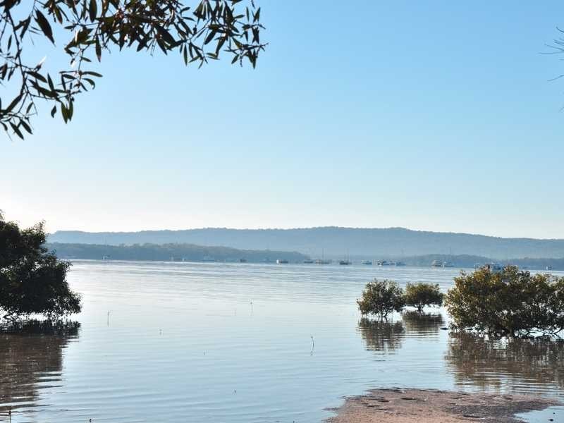 60 Esplanade, Tin Can Bay QLD 4580